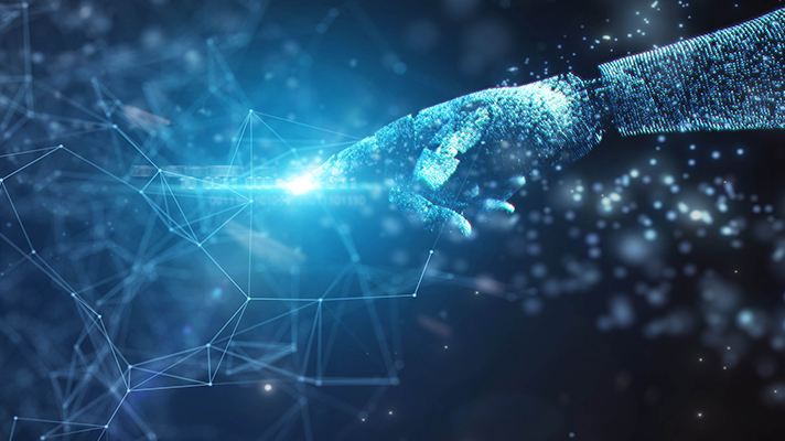 χέρι που αγγίζει το φώς