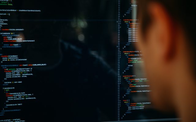 Κώδικας σε οθόνη